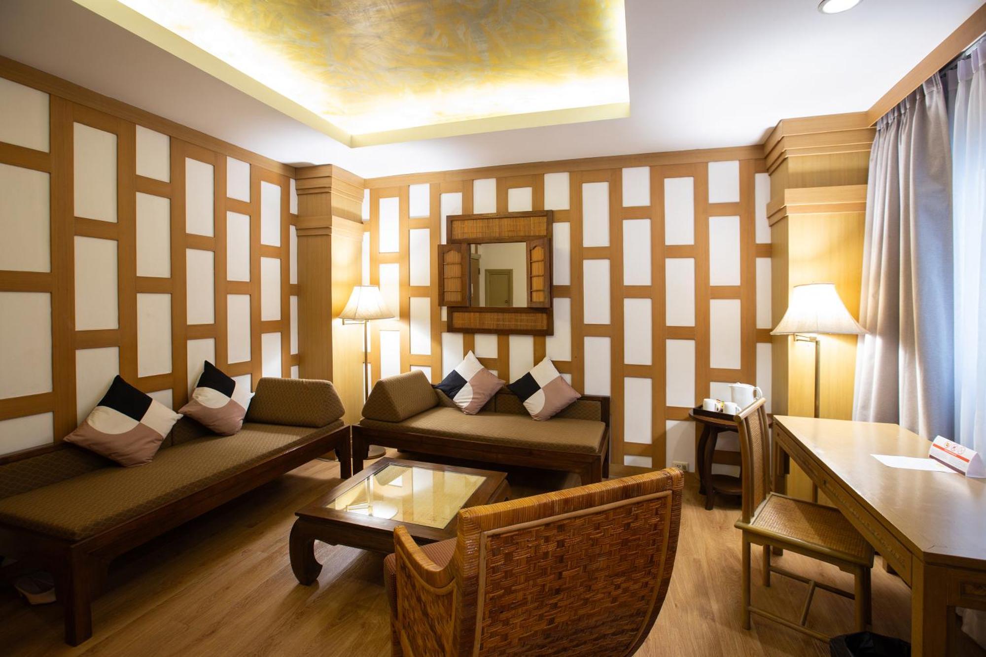 The Tarntawan Hotel Surawong Бангкок Екстер'єр фото