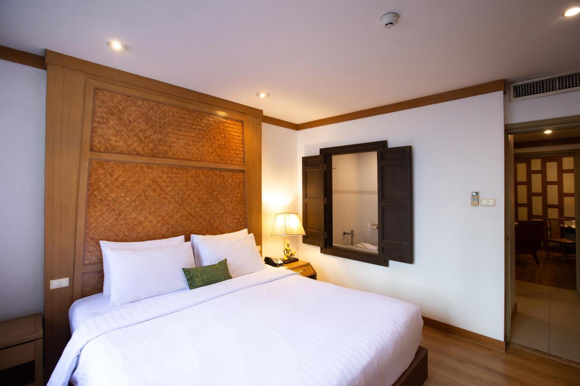 The Tarntawan Hotel Surawong Бангкок Екстер'єр фото