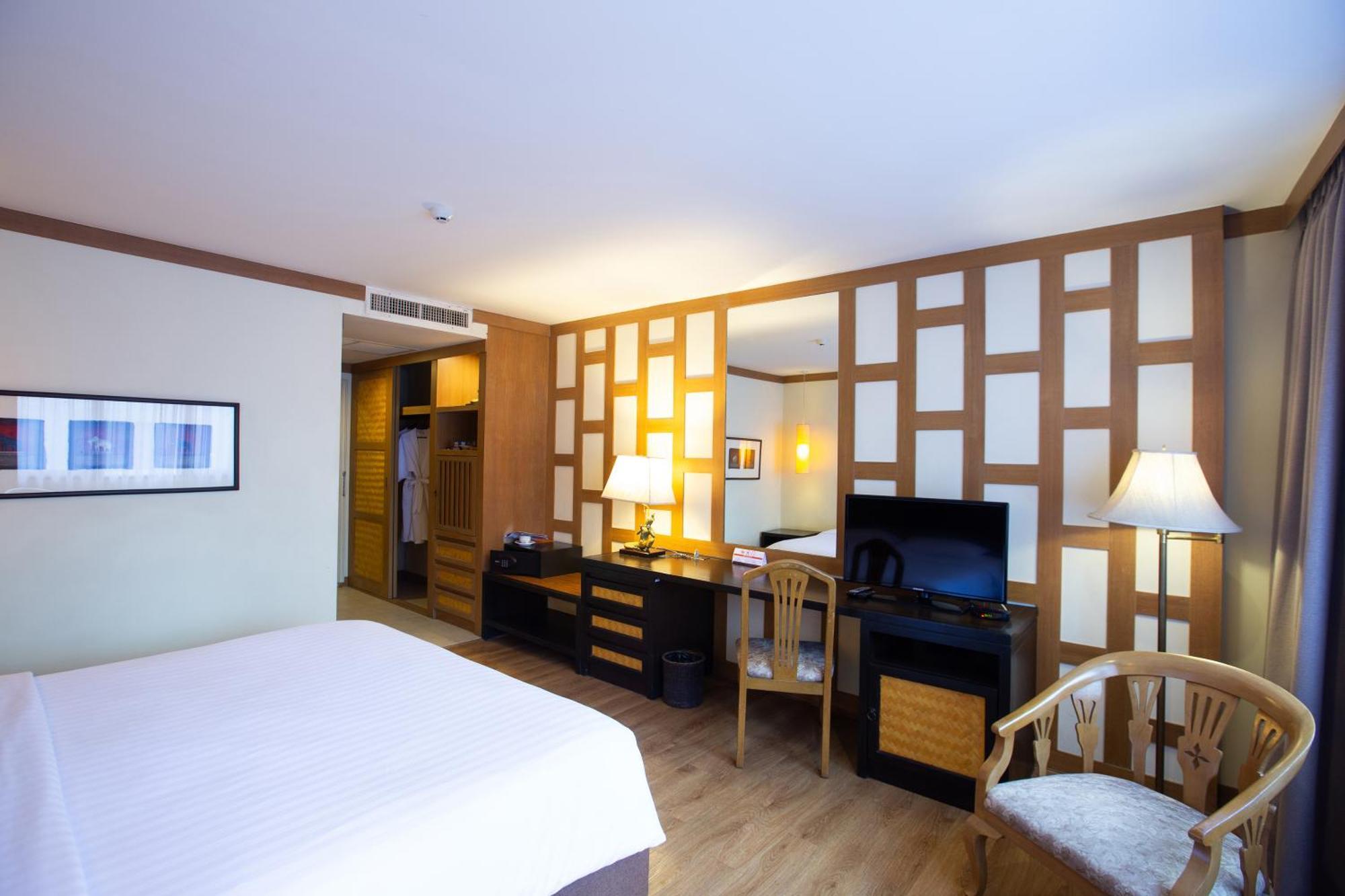 The Tarntawan Hotel Surawong Бангкок Екстер'єр фото